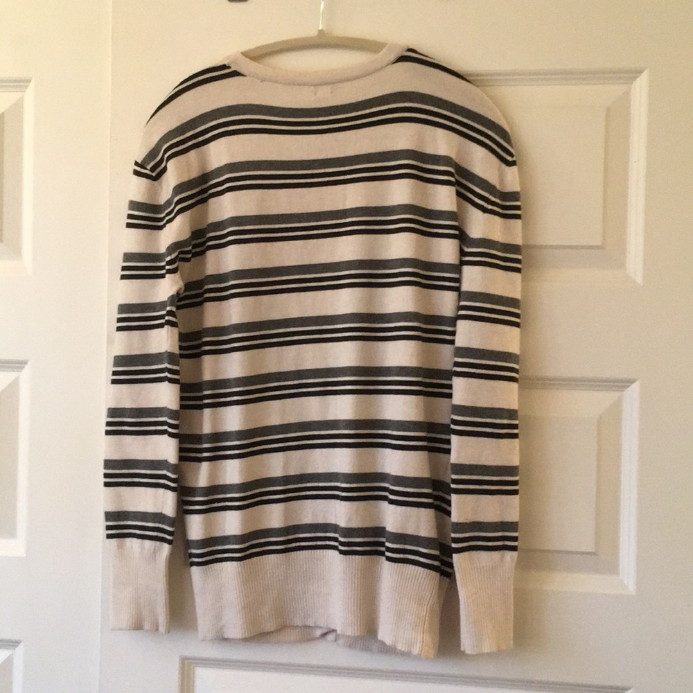 Cardigan - Picture 3 of 4